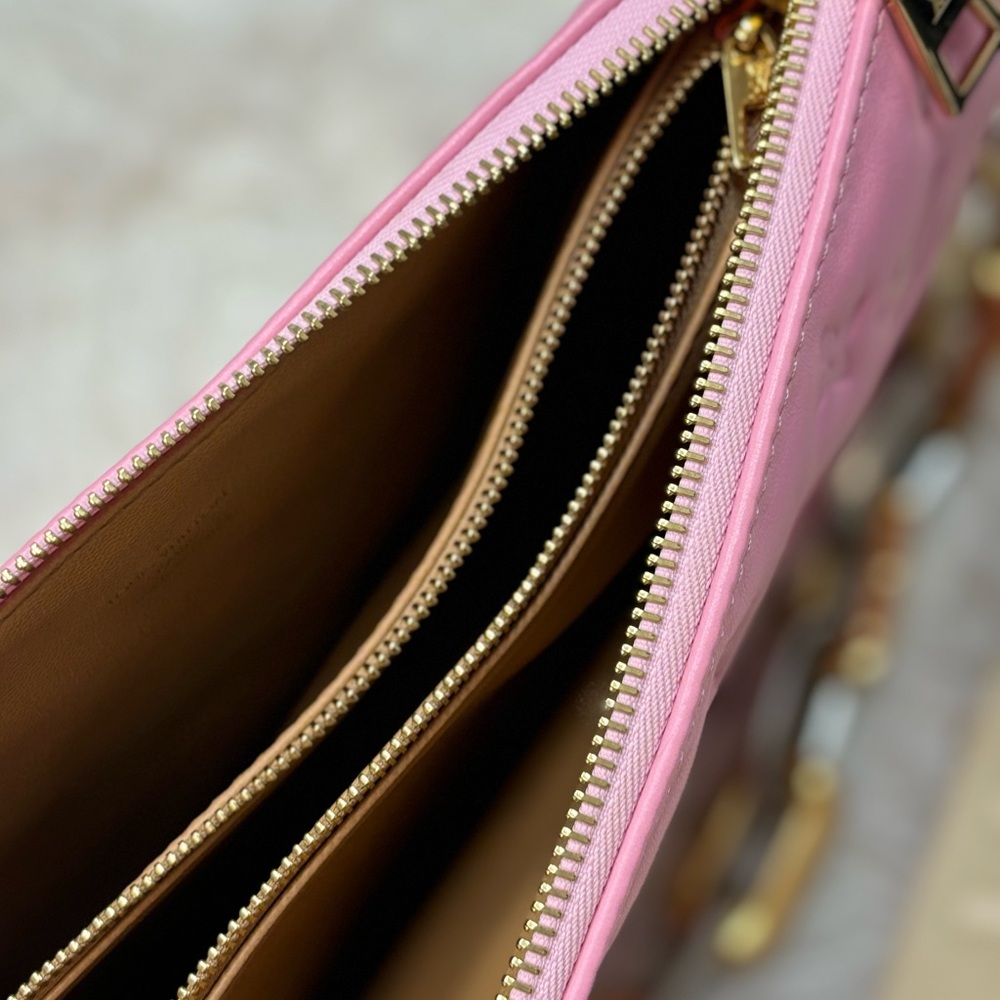 🚨‼️Insane Low Price Never Used Louis Vuitton Monogram Bag!!🔥 - Picture 7 of 15